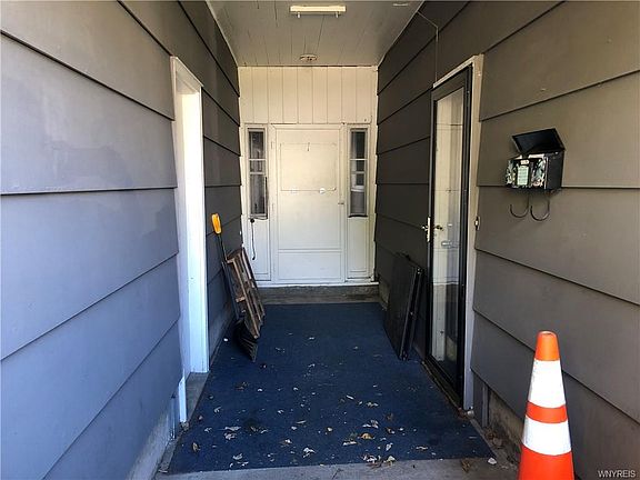 2nd image of 3003 McKoon Ave