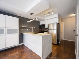 23 Frances Loring Ln #6, Toronto, ON M4M3E8