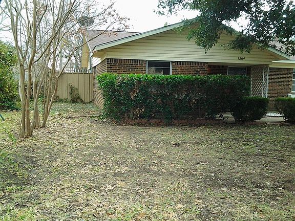 3rd image of 1204 SE 21st St