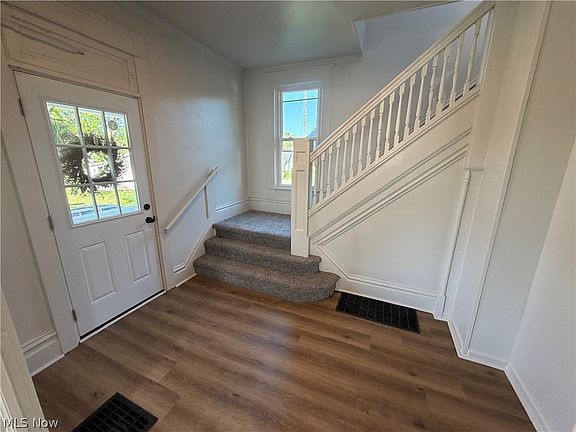 4th image of 1229 Jackson St