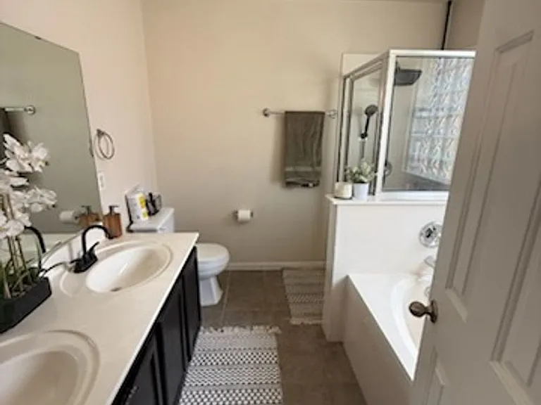 6711 Taree Loop — Photo 10