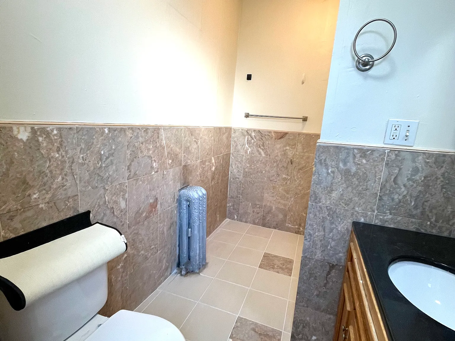 2 bed, 9999 sqft, $3,100 — Photo 3