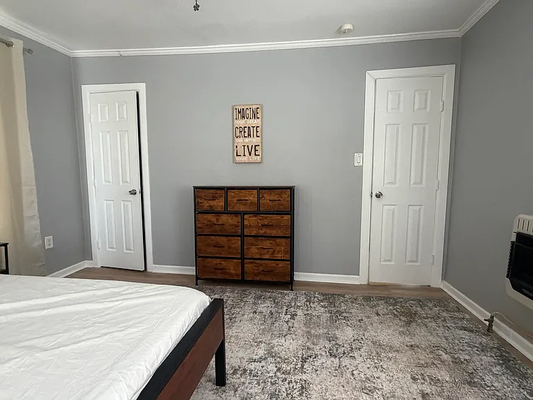 1633 Washington Ave #D — Photo 14