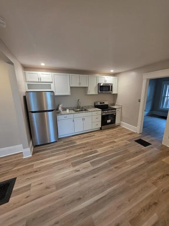 6 Mechanic St — Photo 2