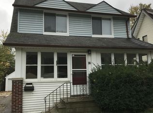 74 E Yale Ave, Pontiac, MI 48340