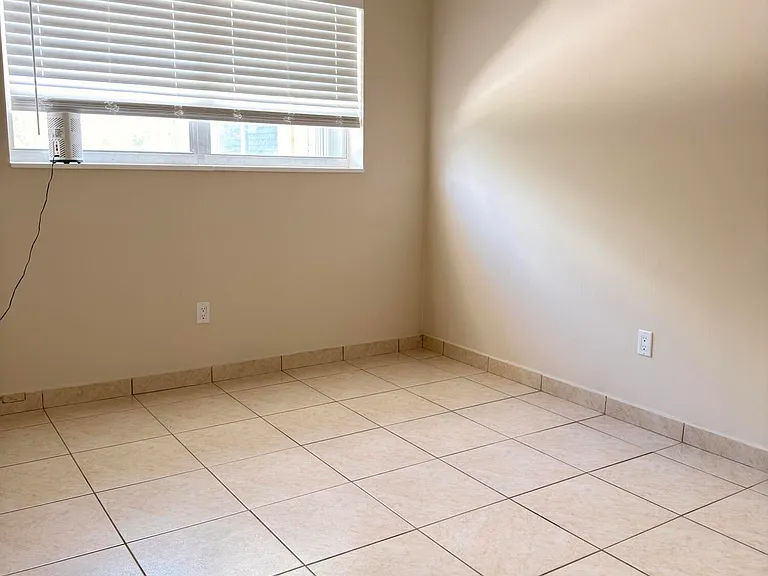 7500 SW 98th Ct — Photo 16