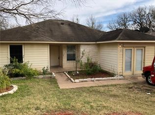 103 N Mockingbird Cir, Cedar Creek, TX 78612