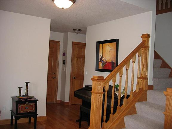 3rd image of 2554 Sand Hills Ave