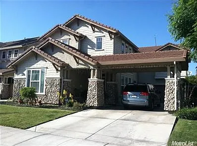 2367 Golden Leaf Ln photo 1