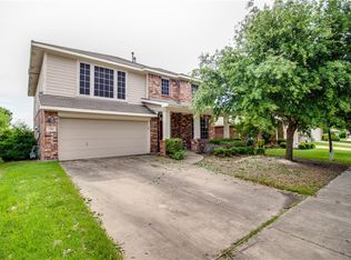 506 Maplewood Dr, Fate, TX 75087