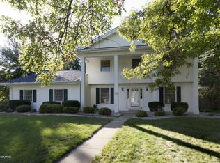 5036 Stonehenge Dr, Portage, MI