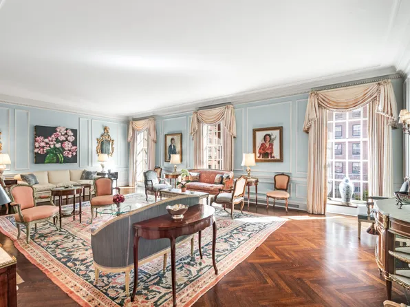 770 Park Avenue image 2 of 15