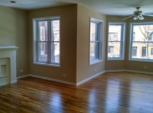 7641 N Bosworth Ave #1, Chicago, IL 60626