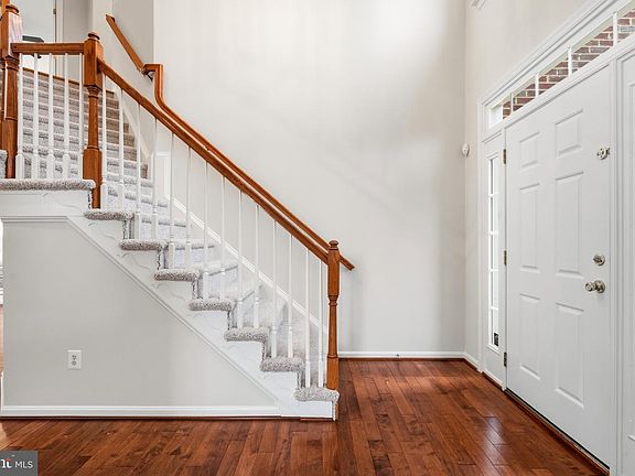 5th image of 42115 Pepperbush Pl