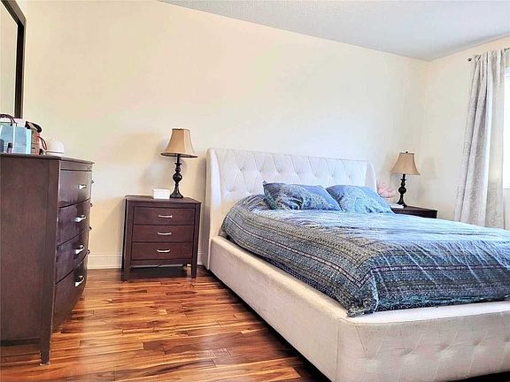 3rd image of 3395 Fountain Park Ave