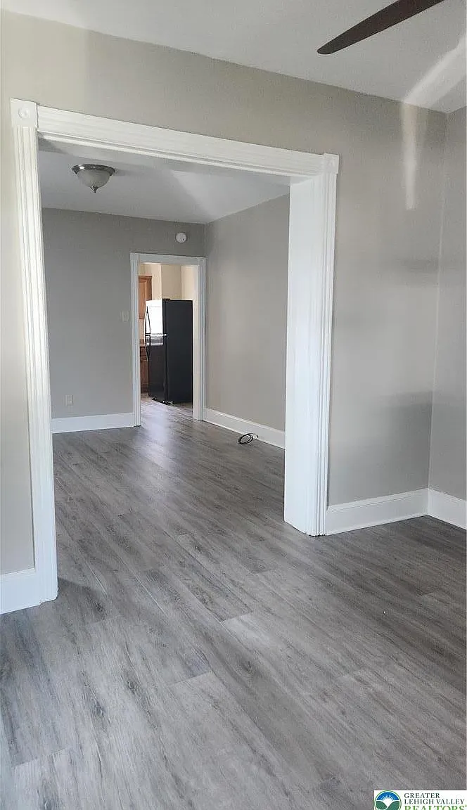 3 bed, 1152 sqft, $1,800 — Photo 3