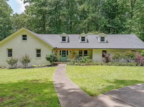 527 Gaddis Rd, Canton, GA 30115