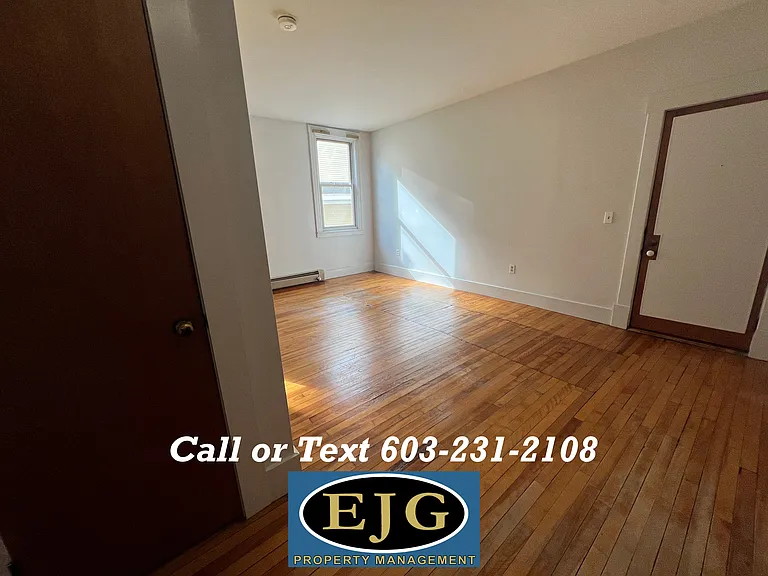 14 Main St #2 — Photo 5