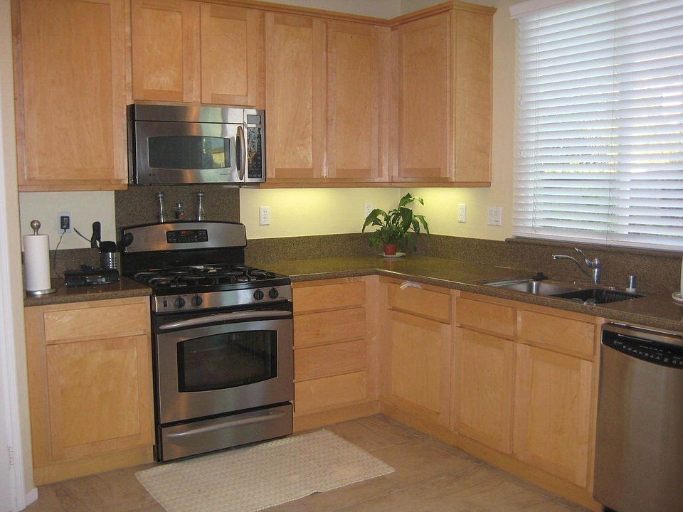 2nd image of 2845 Red Rock Canyon Rd