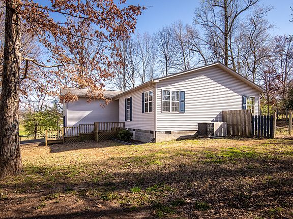 3rd image of 2611 Berea Cir