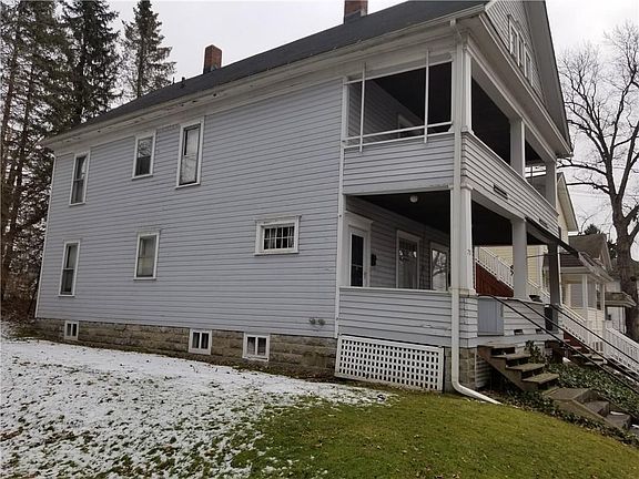 2nd image of 731 N Cottage St