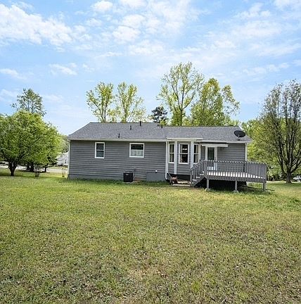 5th image of 781 Poplar Rd