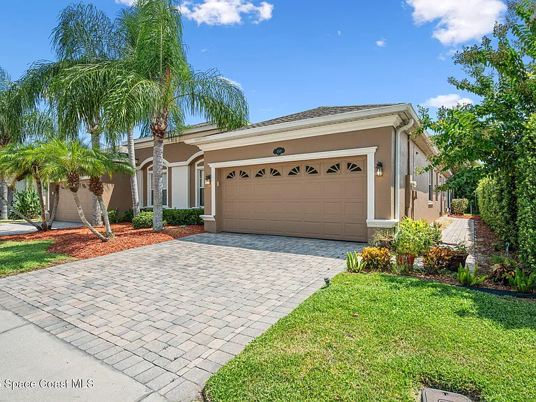 1749 Tullagee Ave — Photo 32