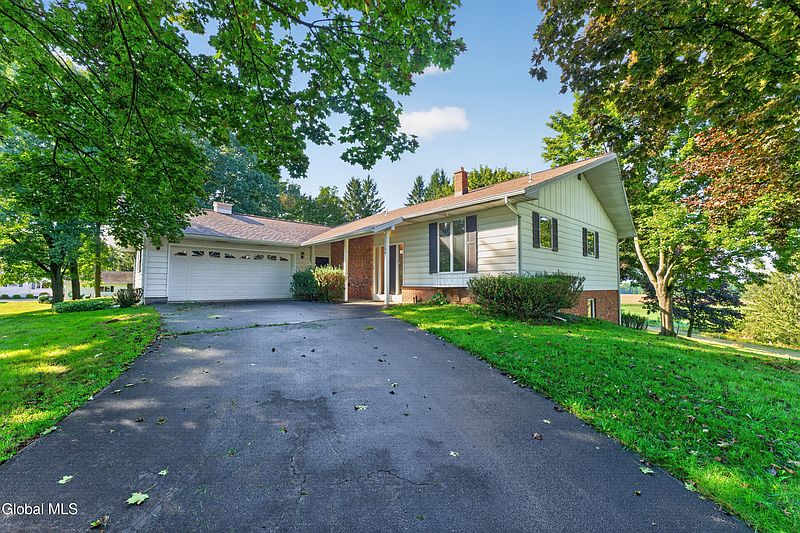 3rd image of 1140 Van Hoesen Road