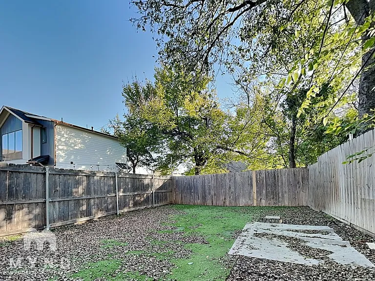 6024 Richmond Ave — Photo 17
