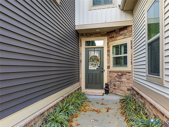 4th image of 7976 Wistar Woods Ct