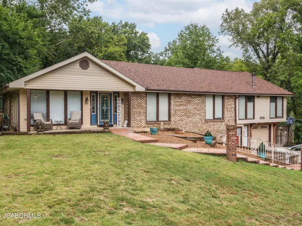 1806 Woodclift Dr, Jefferson City, MO 65109