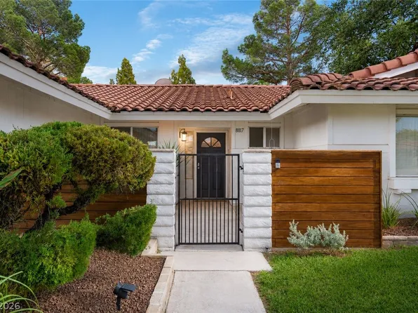 8817 Pesaro Dr, Las Vegas, NV 89117