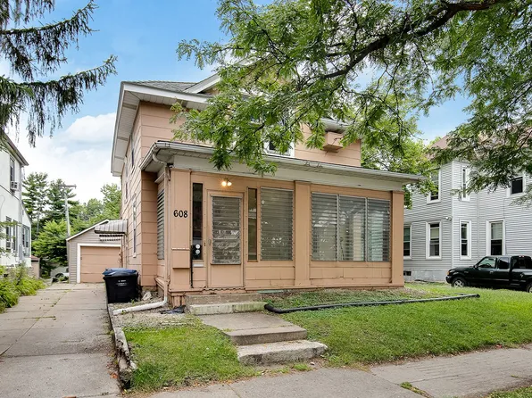 608 8th St SE, Minneapolis, MN 55414