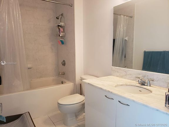 4th image of 133 NE 2nd Ave APT 1510
