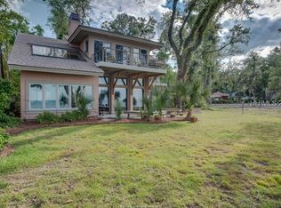 2 Dolphin Point Ln, Hilton Head Island, SC 29926