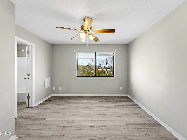 116 Cheri Ln — Photo 17