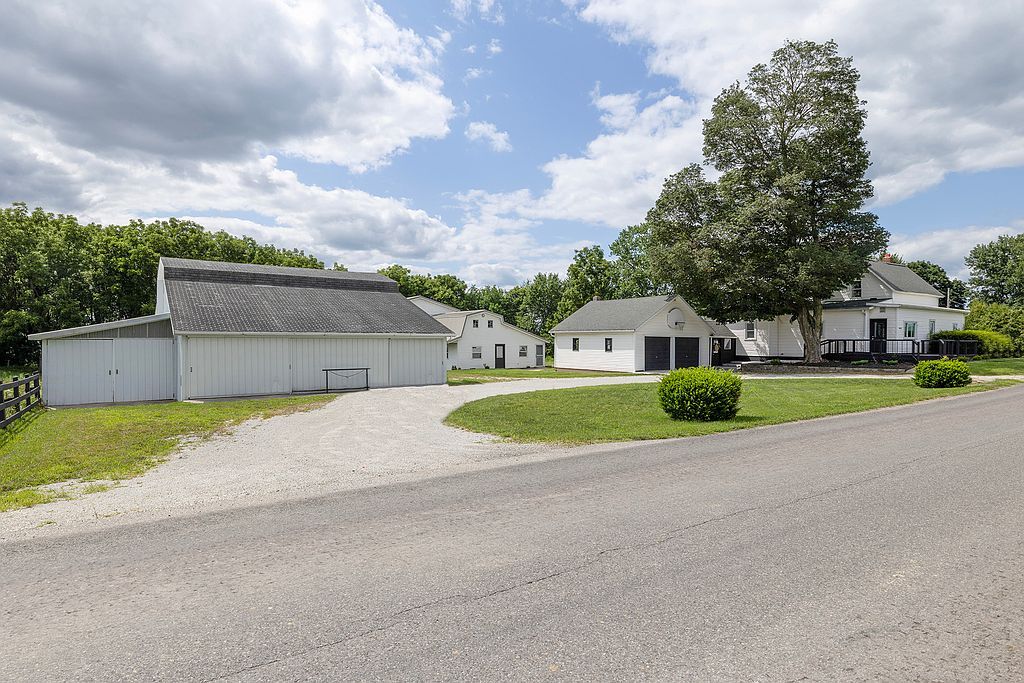 63115 County Road 31 - Property Image