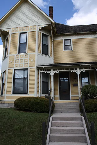 532 N Walnut St Photo 1