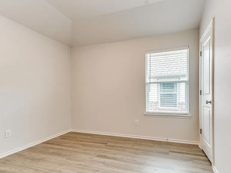3801 Franks Way — Photo 47