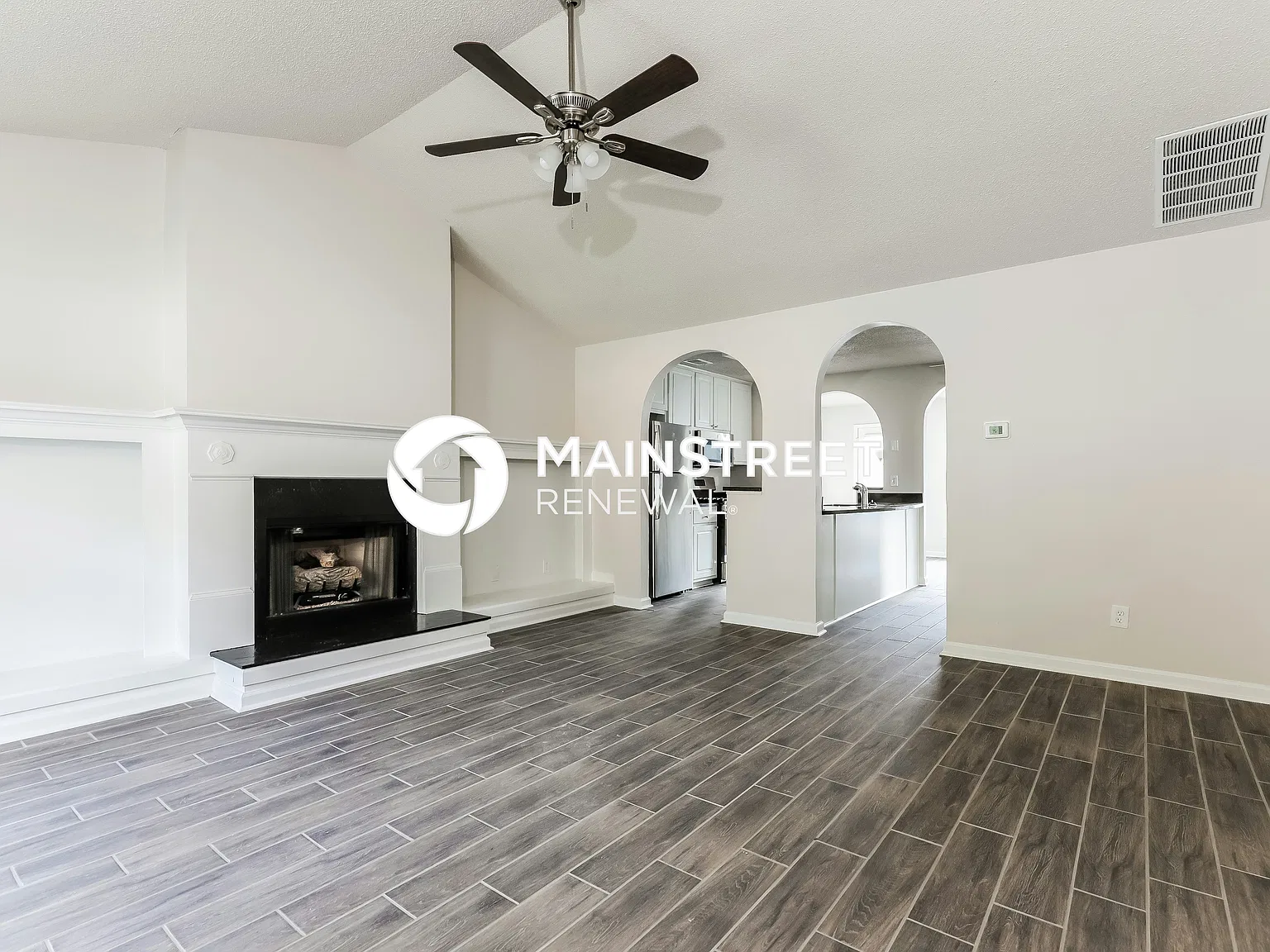 3708 Pointe Cir — Photo 4