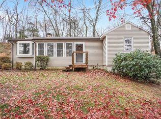 7 Carol Dr, Poughkeepsie, NY 12603
