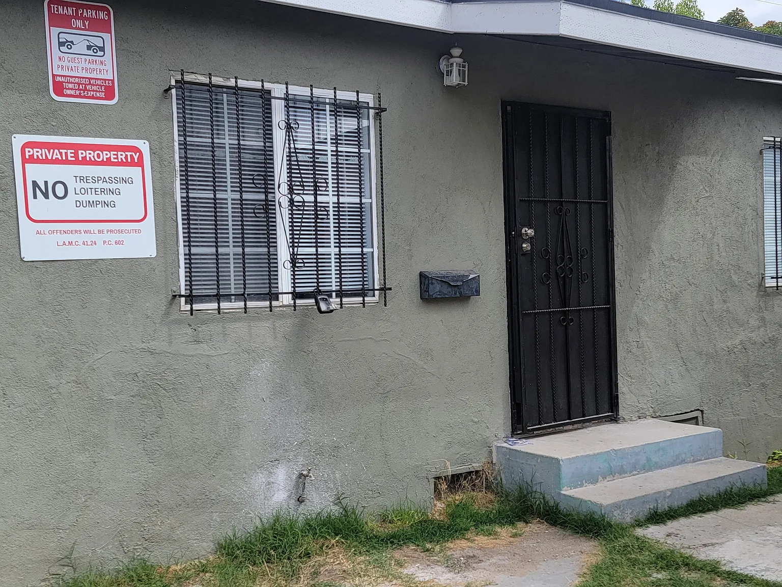 2 bed, 700 sqft, $2,700 — Photo 2