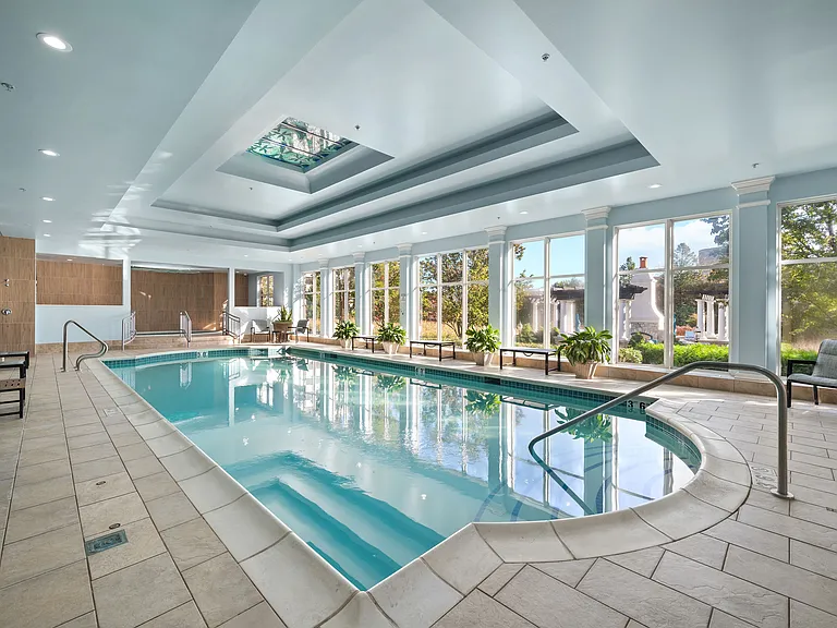 Regency Place — Photo 17