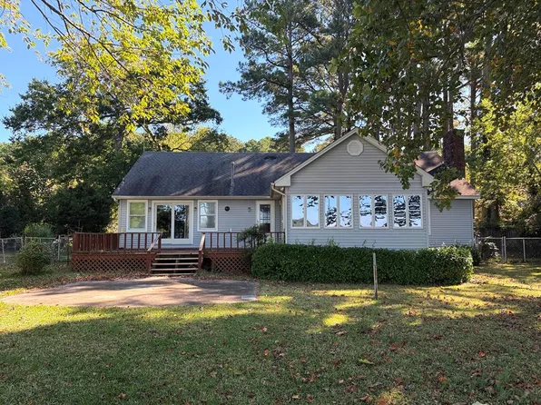 7066 Arnold Ln, Franktown, VA 23354