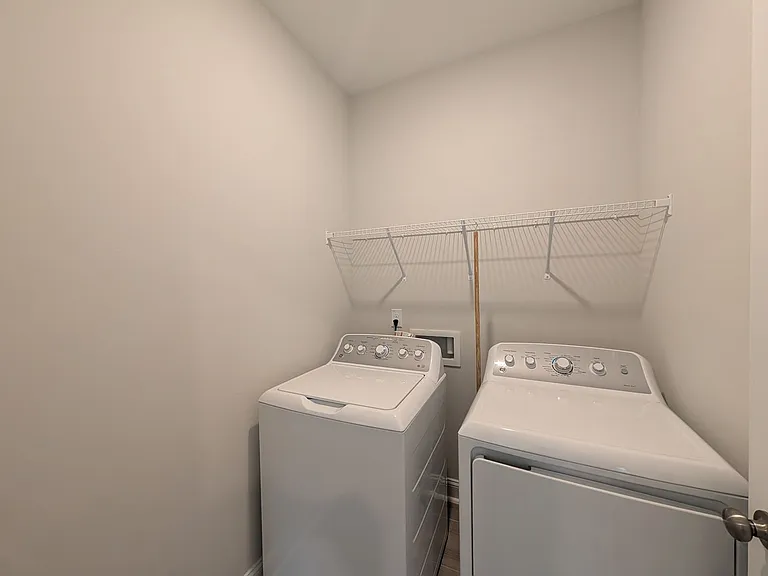 332 Canyon Springs Trl — Photo 15