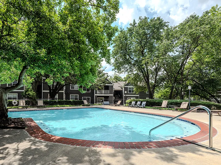 Riverset Apartments — Photo 21