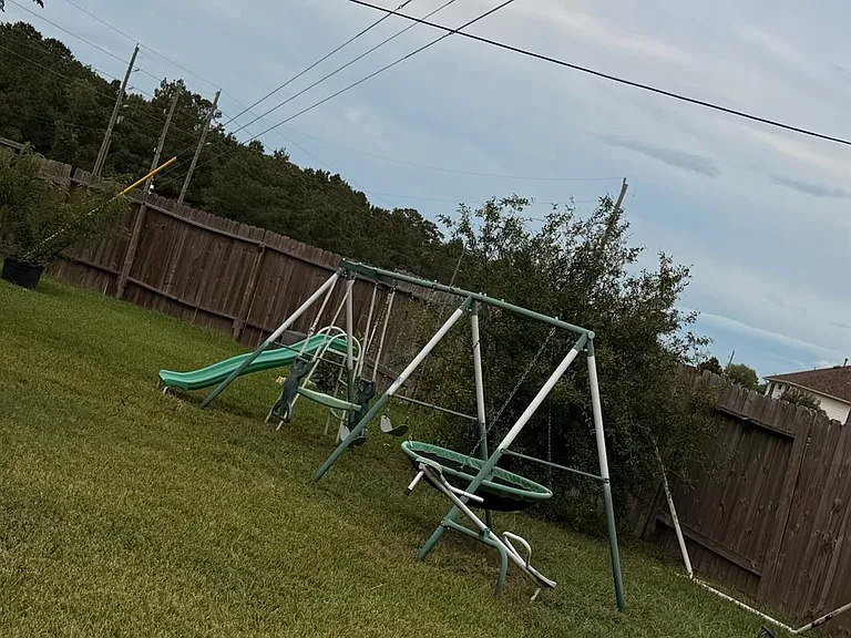 1247 Lavender Shade Ct — Photo 32