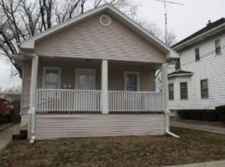 835 N Cleveland Ave, Kankakee, IL 60901