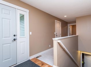 1861 Spruce Meadows Dr SE, Rochester, MN 55904