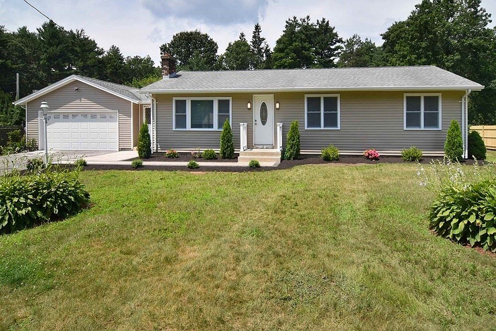 124 Lake St, Bellingham, MA 02019 Zillow
